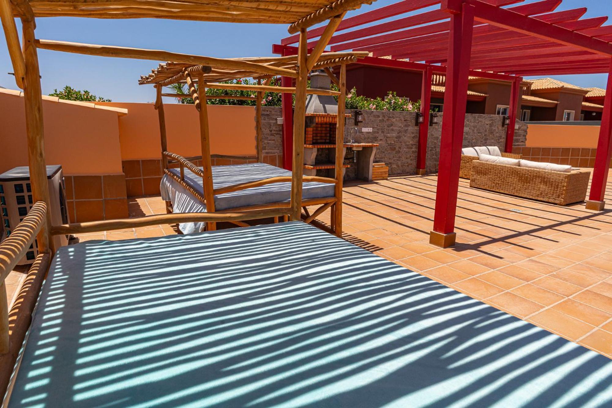 Villa Oceana - Cliffside Retreat 科斯塔德安提瓜 外观 照片