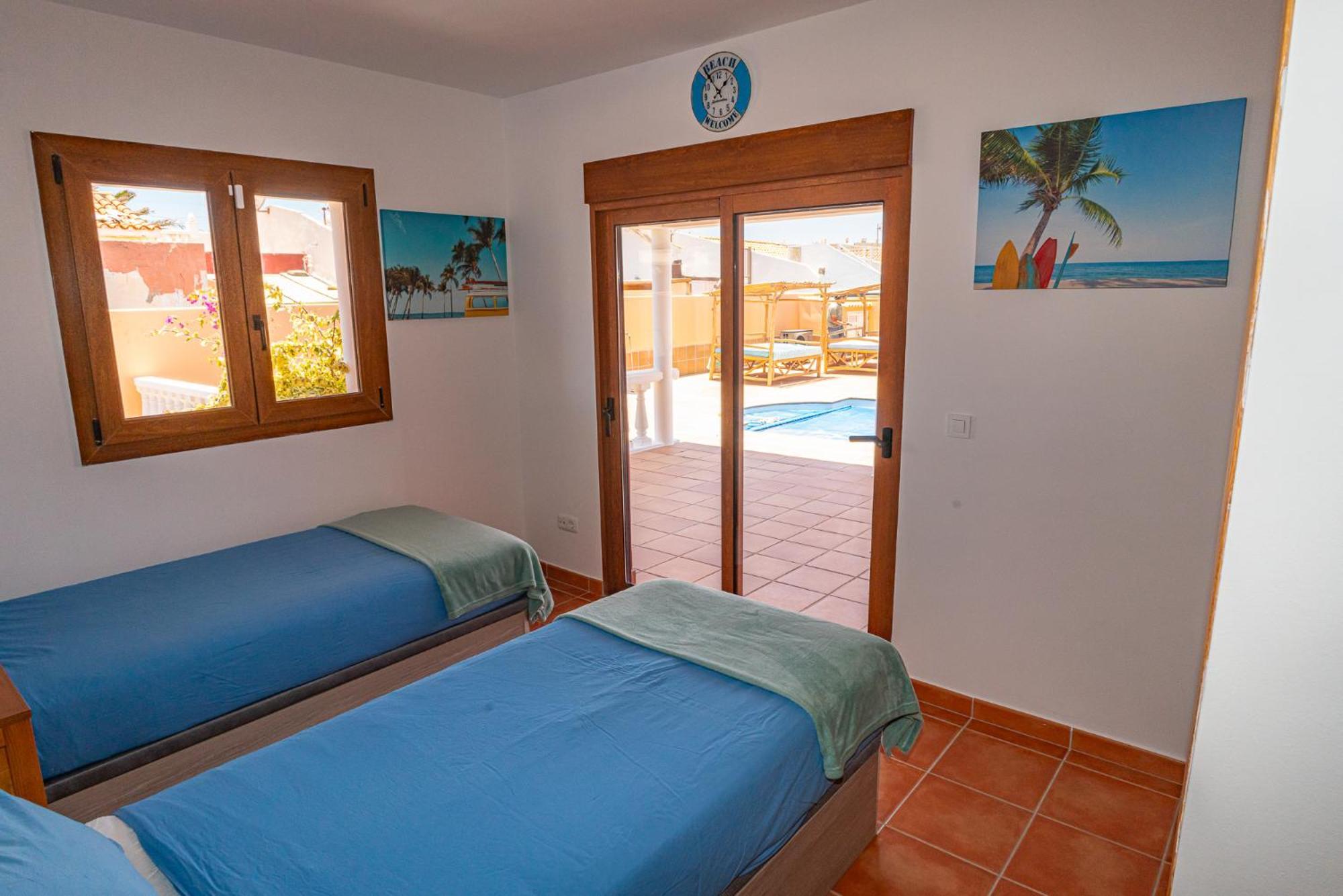 Villa Oceana - Cliffside Retreat 科斯塔德安提瓜 外观 照片