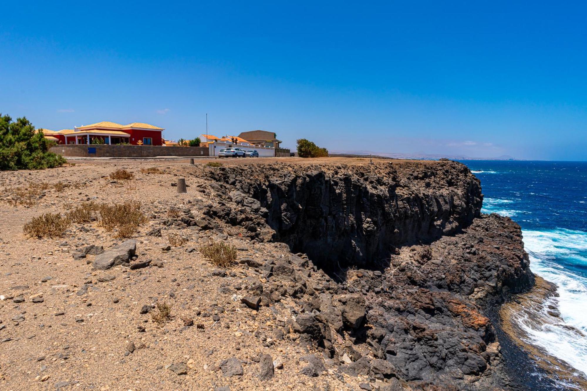 Villa Oceana - Cliffside Retreat 科斯塔德安提瓜 外观 照片