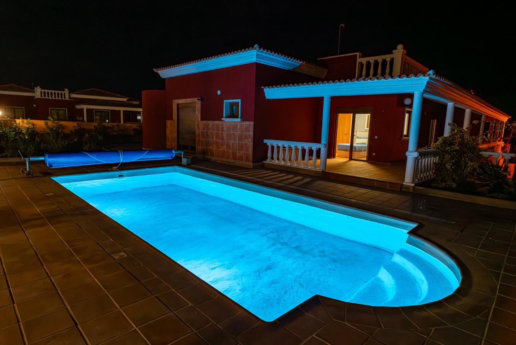 Villa Oceana - Cliffside Retreat 科斯塔德安提瓜 外观 照片