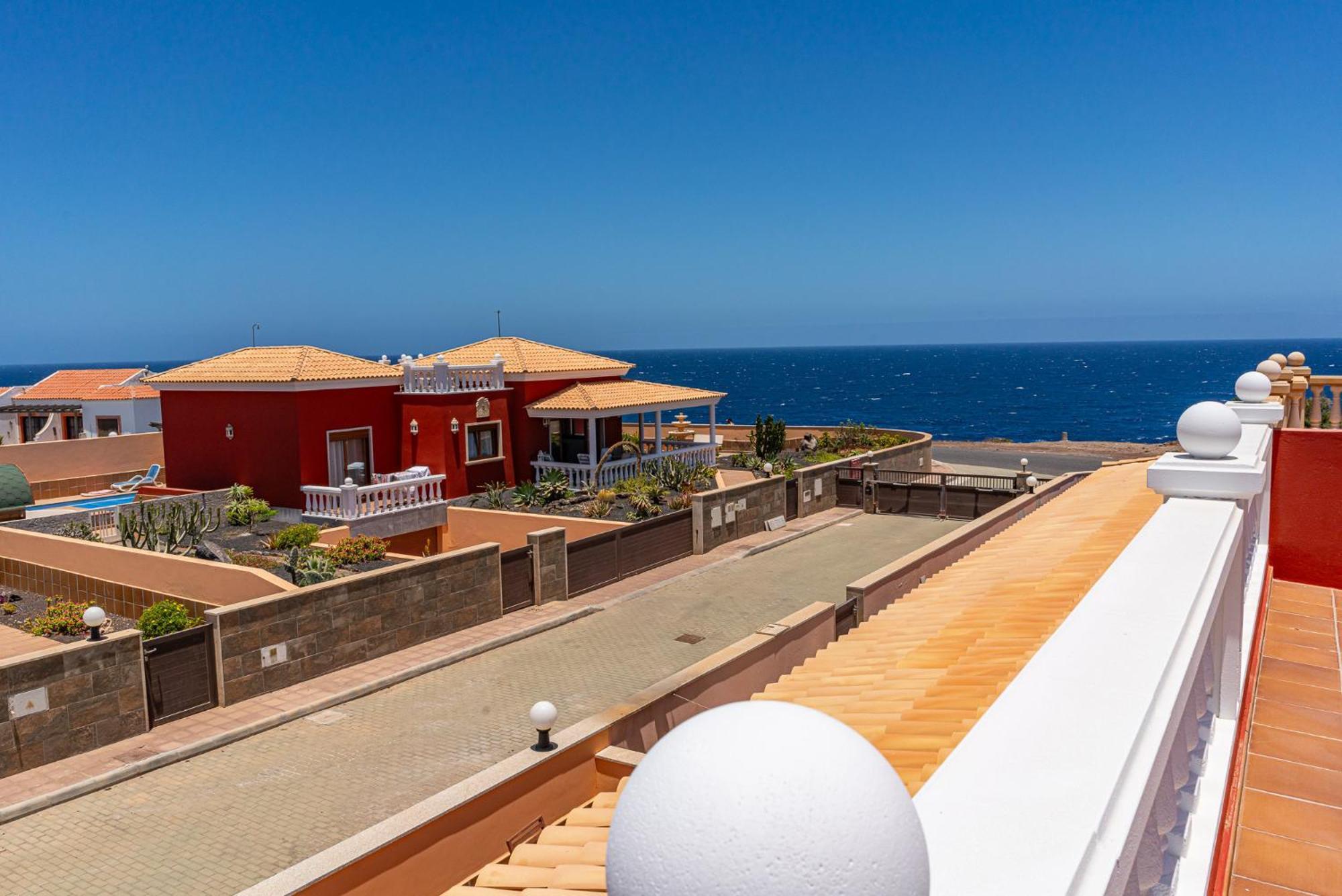 Villa Oceana - Cliffside Retreat 科斯塔德安提瓜 外观 照片