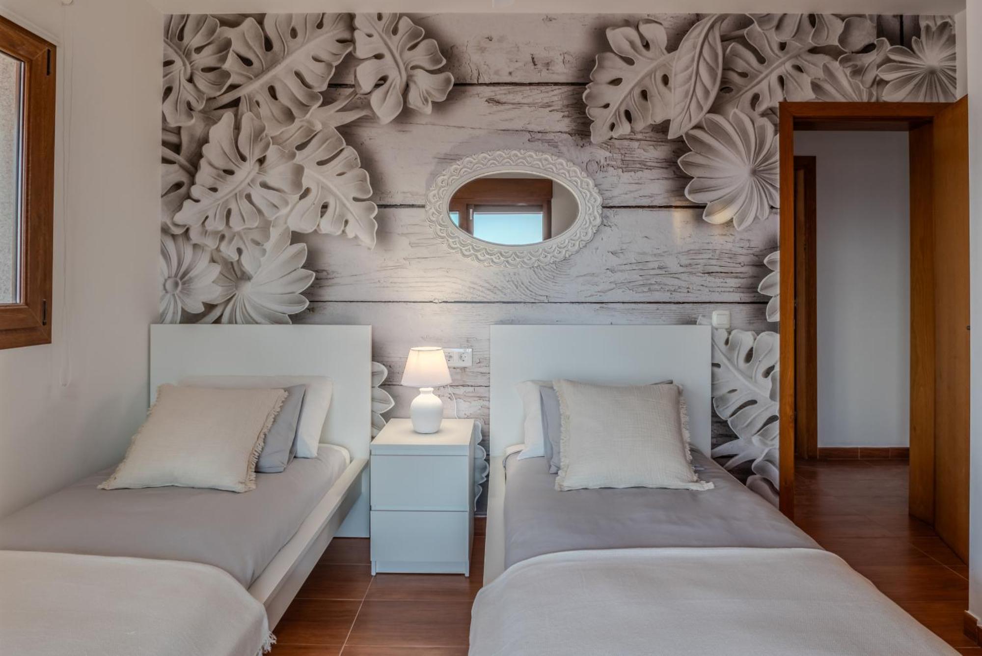 Villa Oceana - Cliffside Retreat 科斯塔德安提瓜 外观 照片